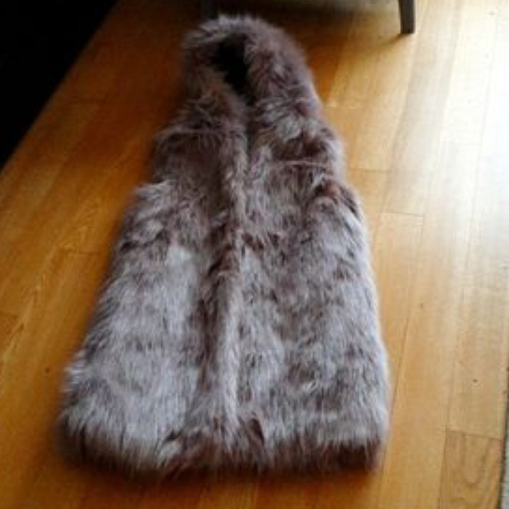 Hooded faux fur RARE FI lined vest with pockets XS